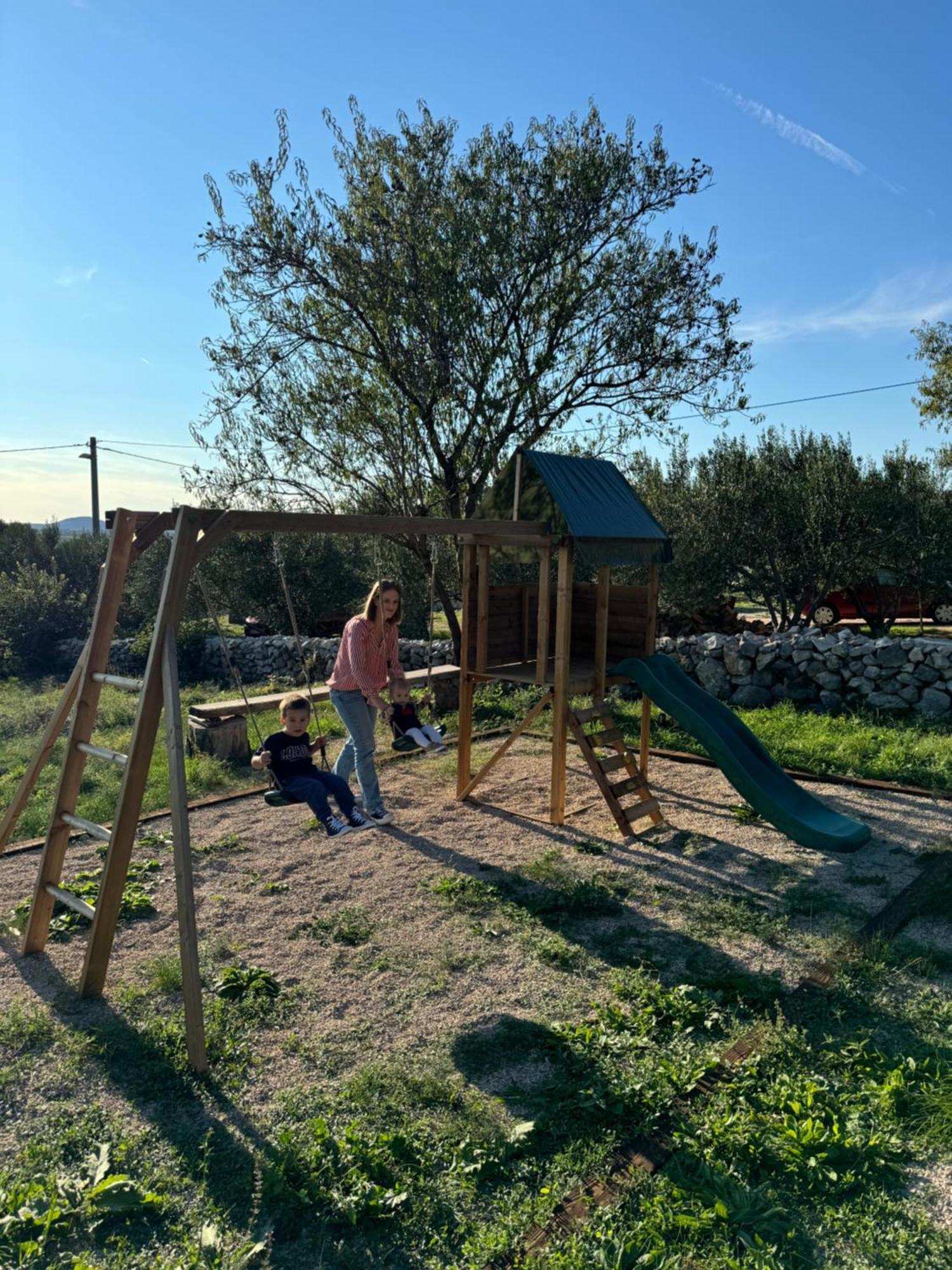 Relax And Unwind: Family-Friendly House Near Zadar In Zagrad Villa Eksteriør billede